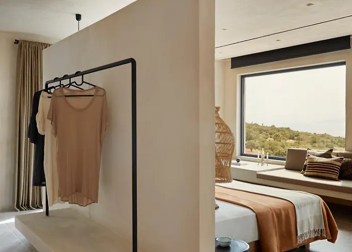 Olivio - Secret Roc Vila