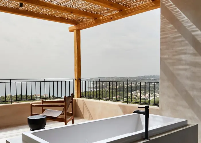 Vila Olivio - Secret Roc